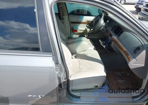 1999 Mercury Grand Marquis Ls z USA, uszkodzony, nr VIN 2MEFM75W8XX680325